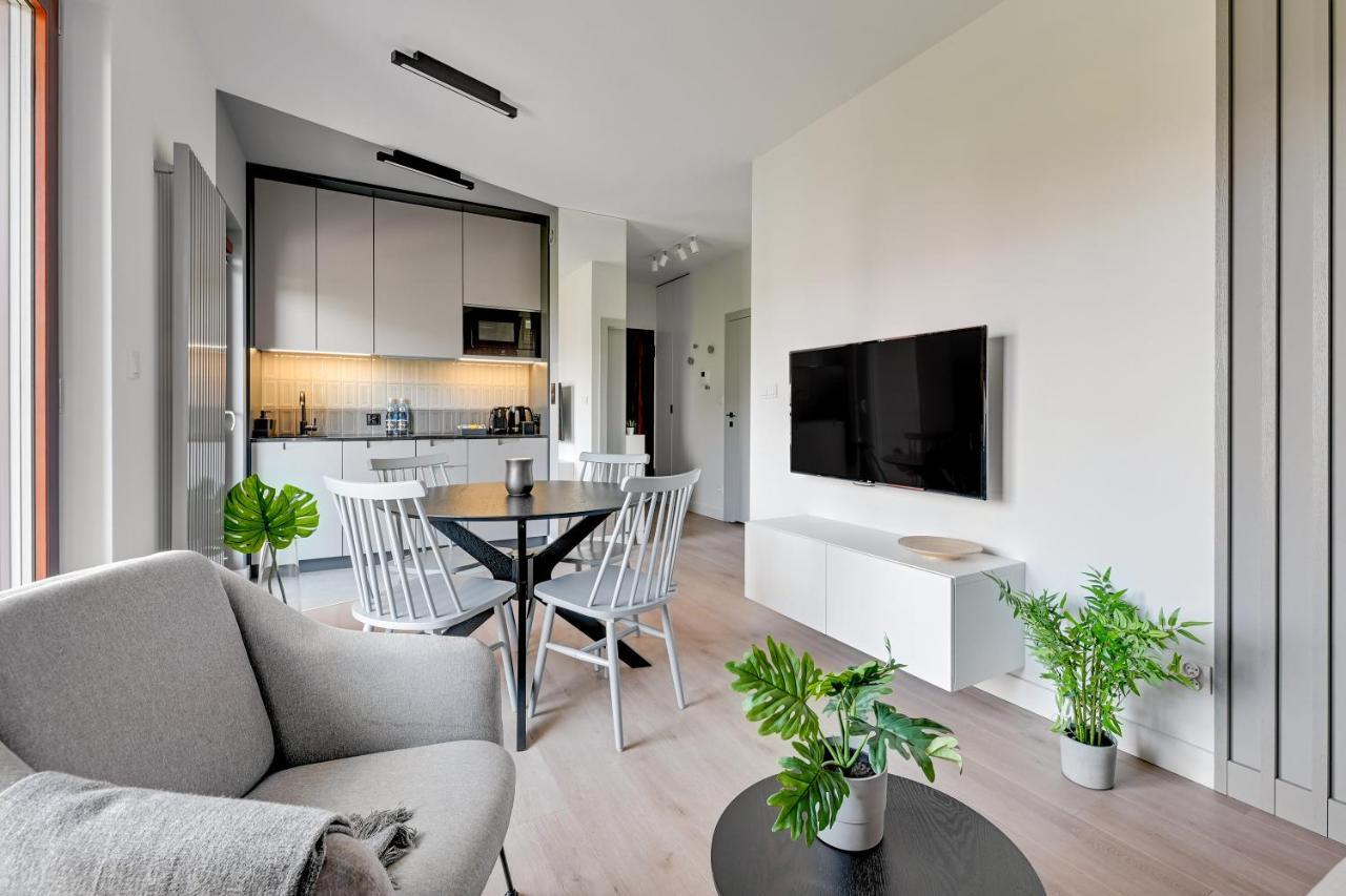 Aura III Apartments & Free Parking By Downtown Apartments Гданськ Екстер'єр фото