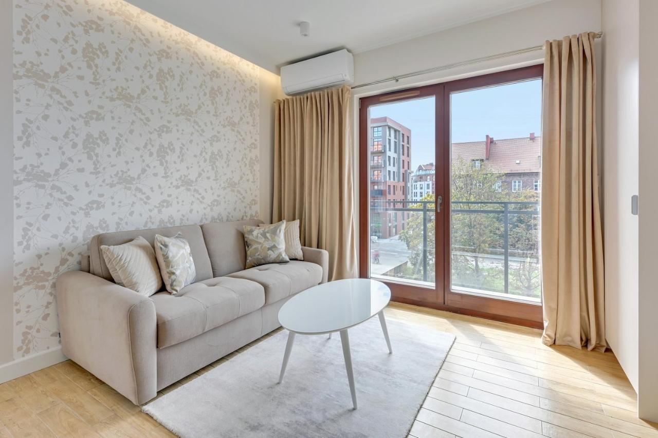 Aura III Apartments & Free Parking By Downtown Apartments Гданськ Екстер'єр фото