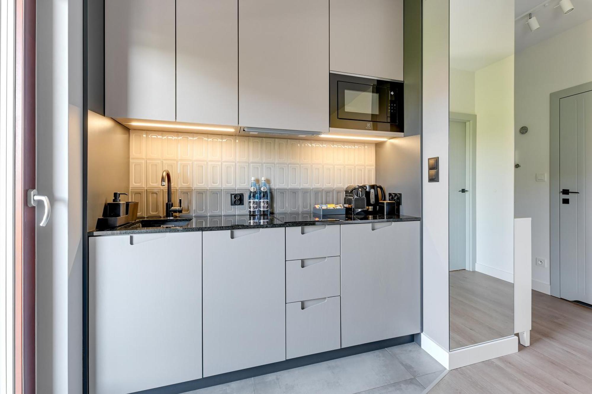 Aura III Apartments & Free Parking By Downtown Apartments Гданськ Номер фото